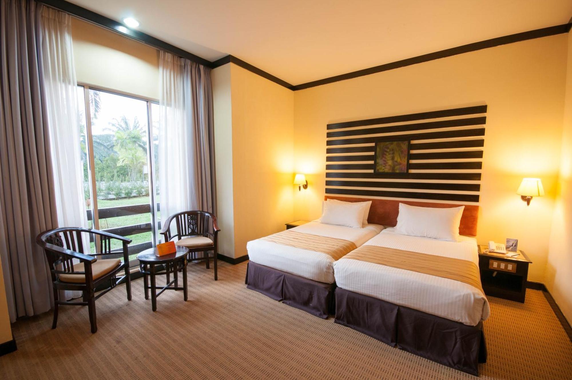Hotel Felda Residence Hot Springs Sungkai Buitenkant foto
