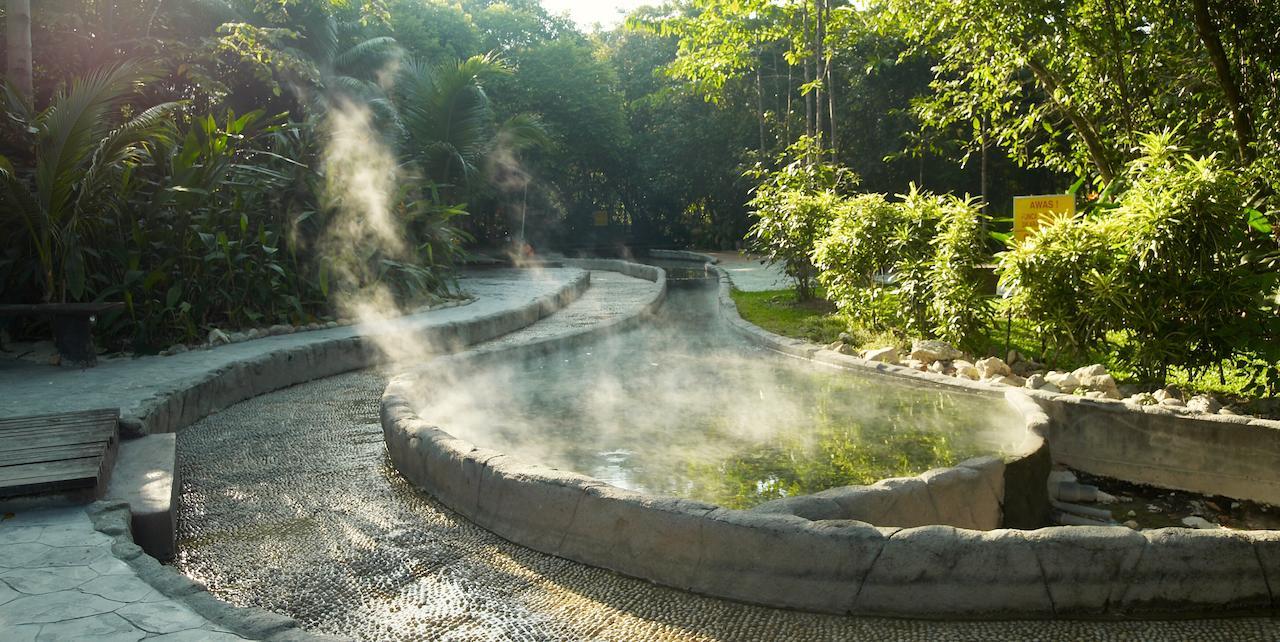 Hotel Felda Residence Hot Springs Sungkai Buitenkant foto