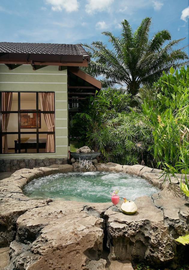 Hotel Felda Residence Hot Springs Sungkai Buitenkant foto