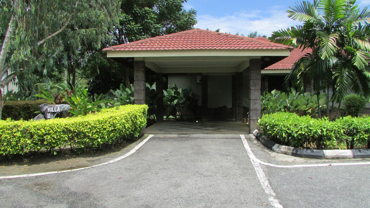 Hotel Felda Residence Hot Springs Sungkai Buitenkant foto